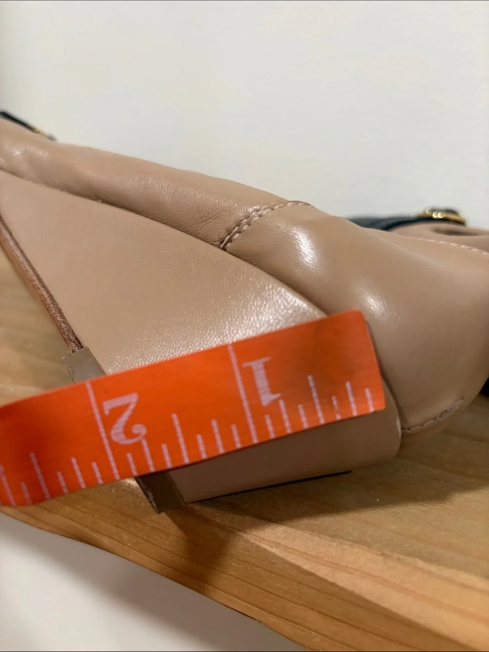 AGL Attilio Giusti Leombruni Beige Leather Wedges Shoes, Size 39